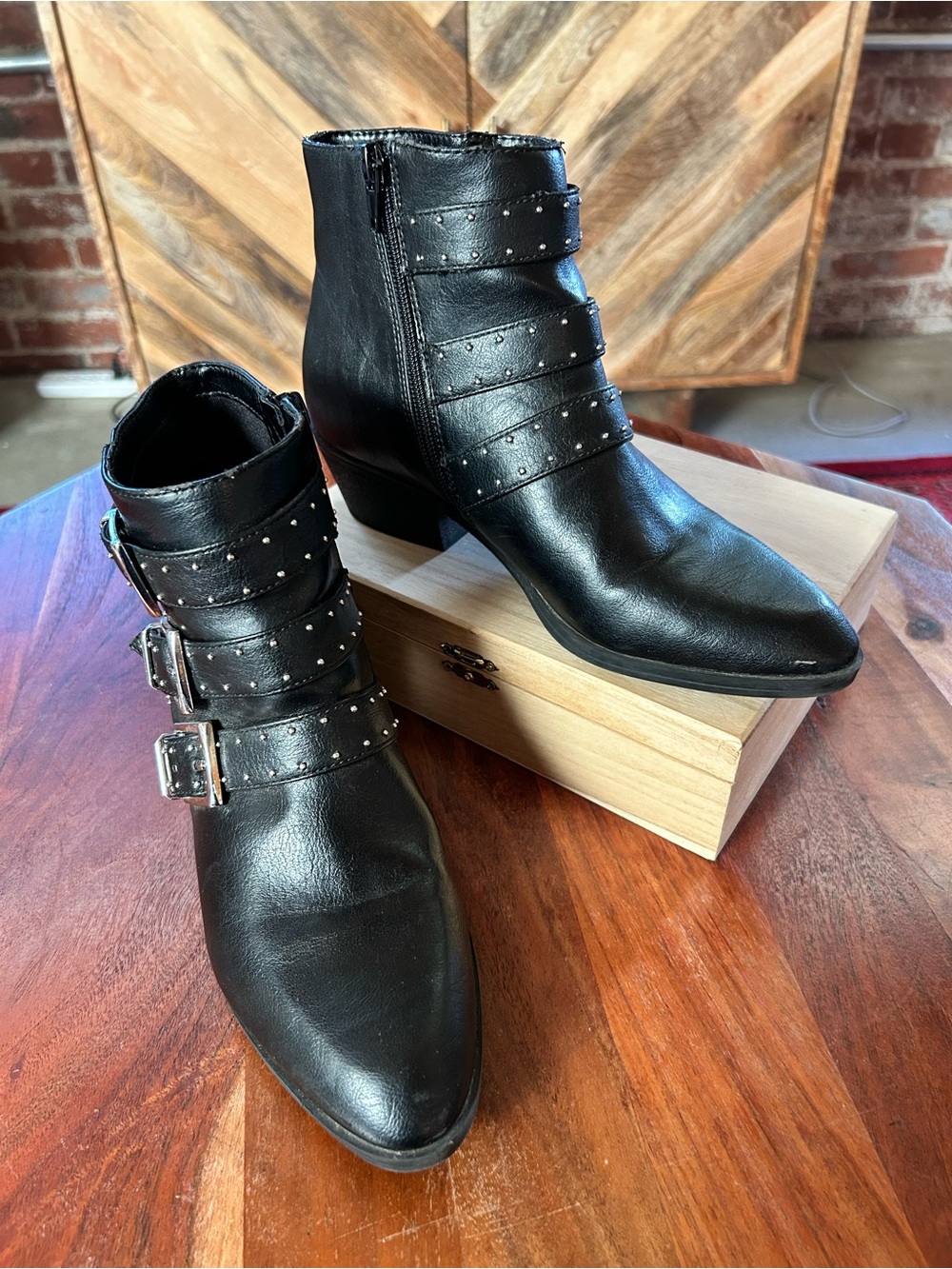 Indigo Rd Bonitan 2 Studded Booties - Size 6.5